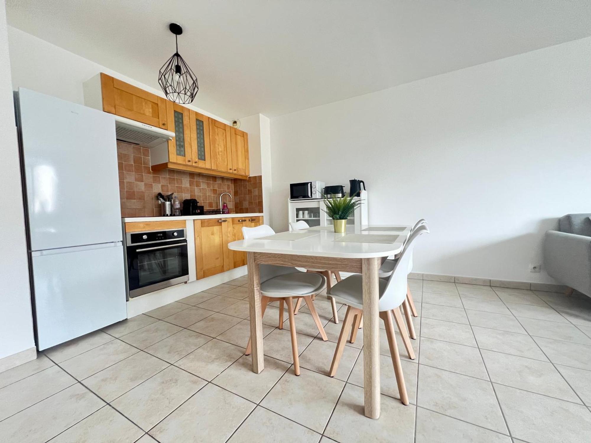 Appartement Coquelicot 25Km Paris Et Disney Понто-Комбо Екстер'єр фото